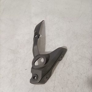 Soporte de intermitente lado izquierdo Yamaha MT 07 2017