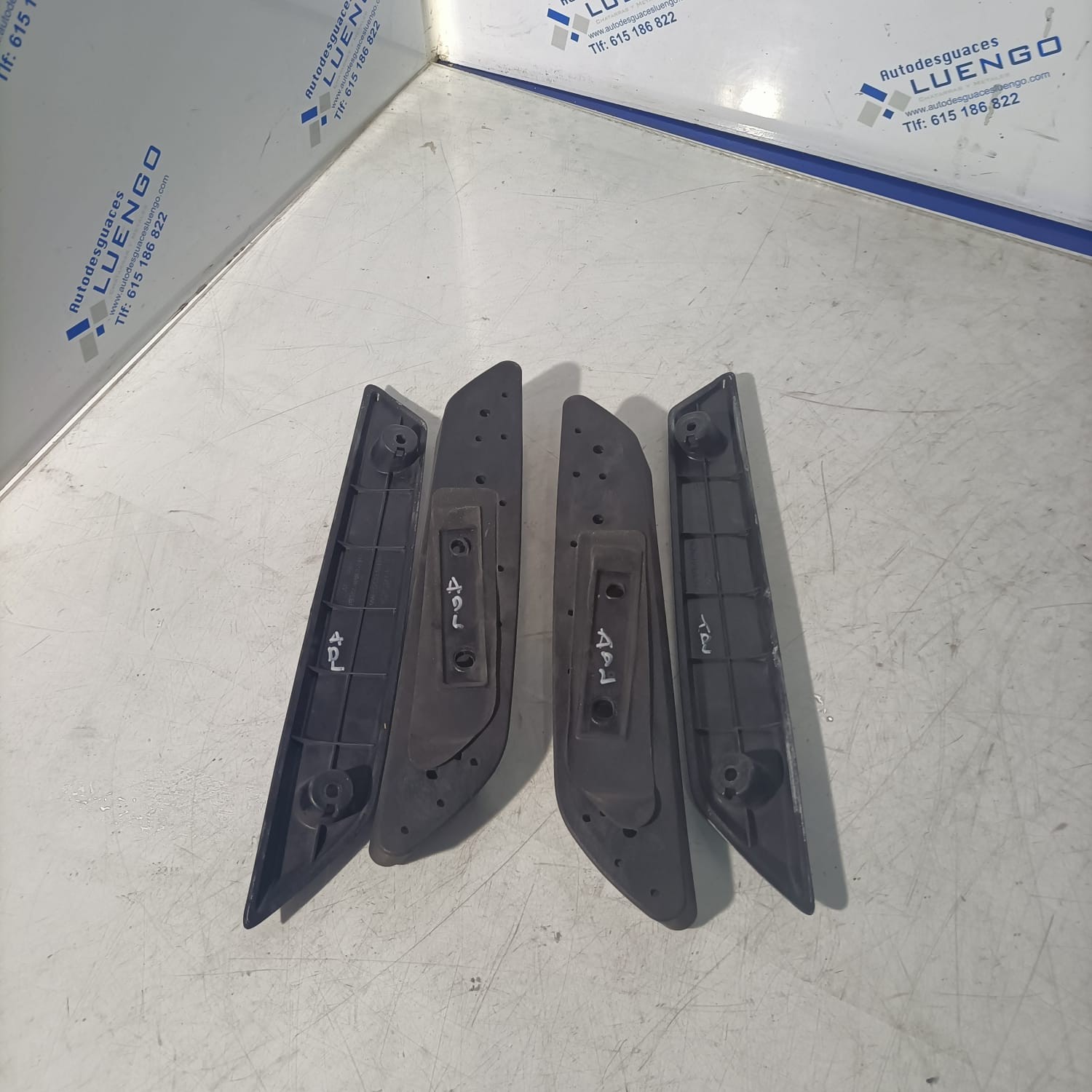 Soporte de cúpula Kymco Xciting 400 2016 - Imagen 2