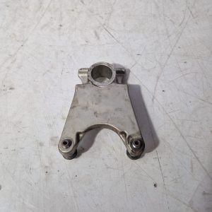 Soporte pinza freno trasero Yamaha R1 2002
