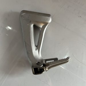 Estribera de pasajero lado izquierdo Suzuki SV 650 2002-2003