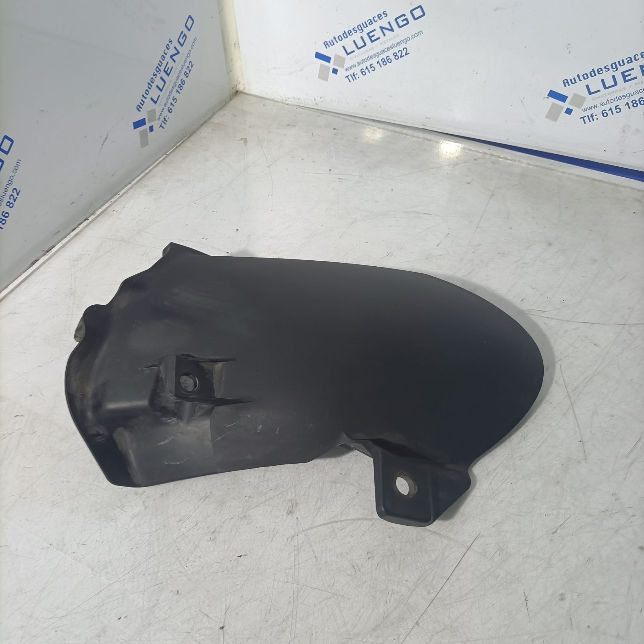 Guardabarros trasero Honda PCX 125 2021-2024 - Imagen 2