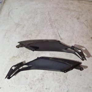 Tapas bajo depósito Kawasaki Z800 2016
