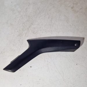 Tapa bajo depósito lado derecho Suzuki DL 650 V-Strom 2006