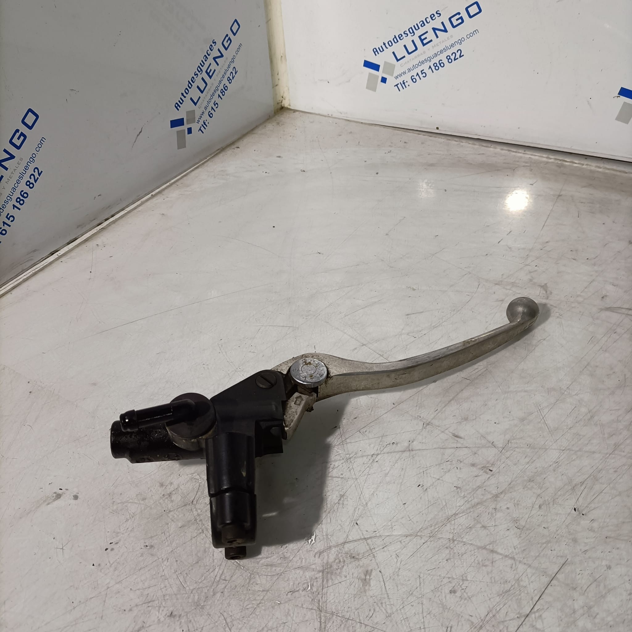 Bomba freno delantero Yamaha R1 2003 - Imagen 2