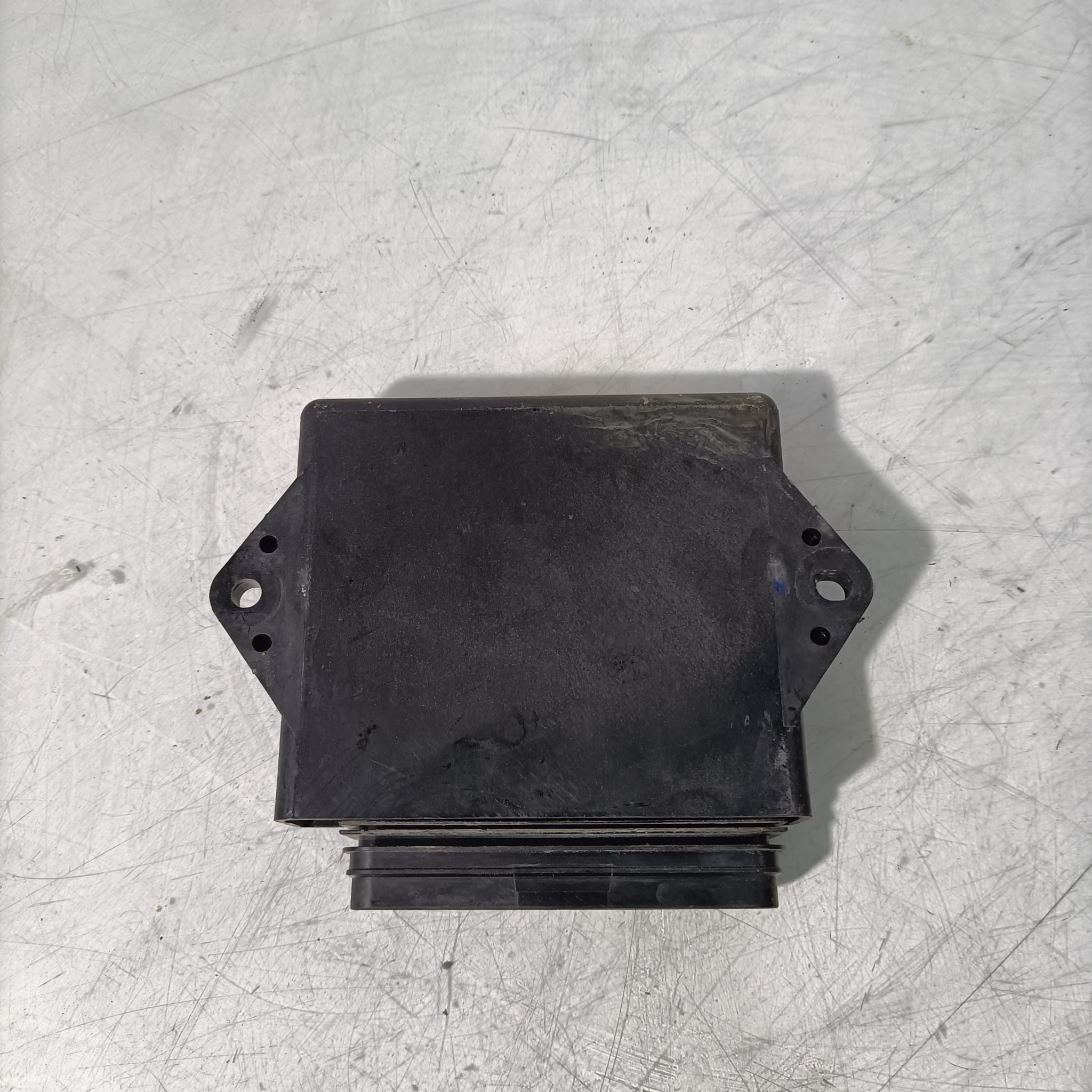 Centralita/ECU Yamaha R1 2003 - Imagen 2