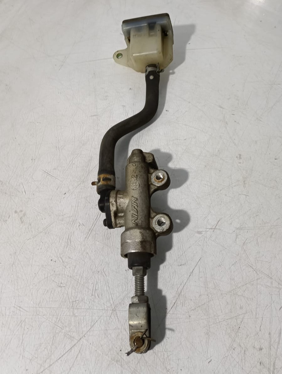 Bomba freno trasero Suzuki Bandit 650 2006