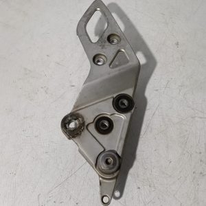 Soporte estribera lado derecho Suzuki Bandit 650 2006