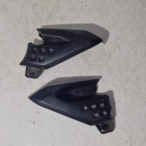 Tapas posapies Yamaha Tmax 500 2008