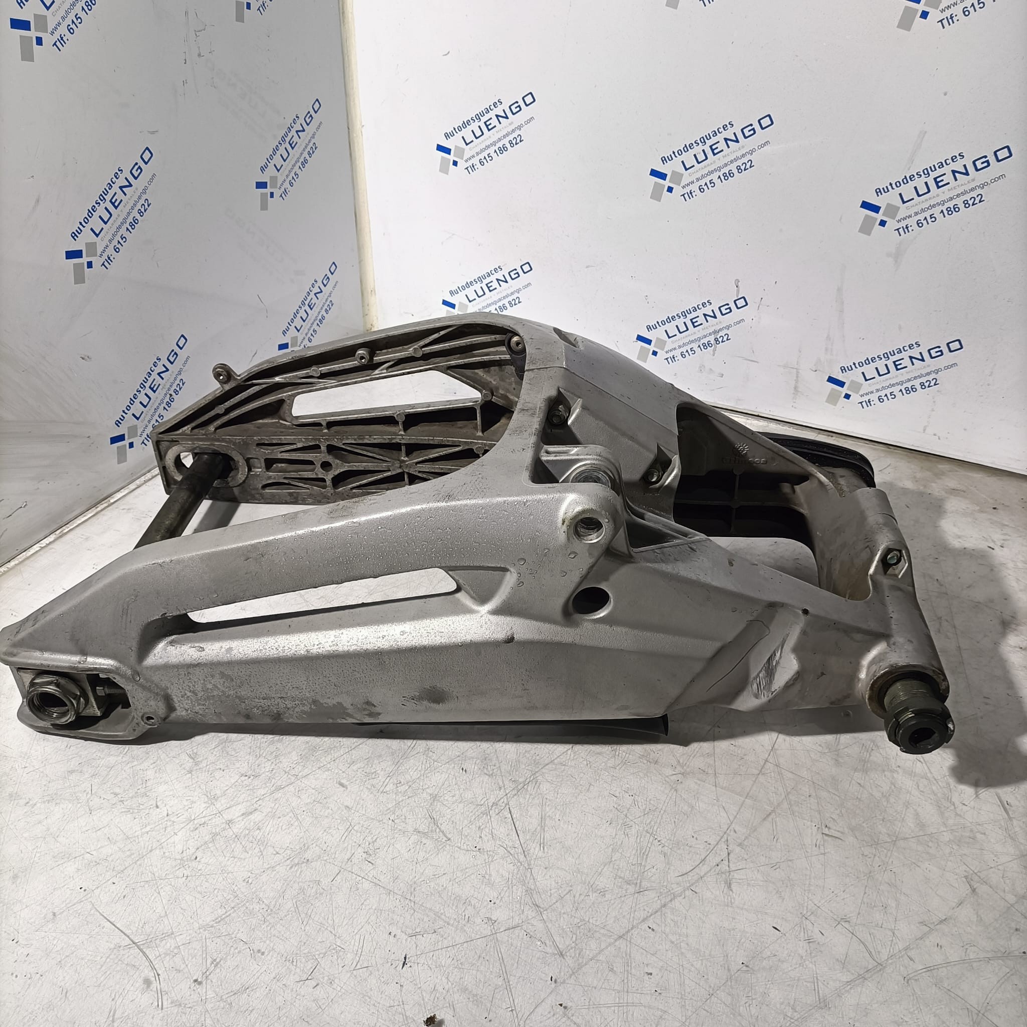 Basculante Aprilia Shiver 750 2009 - Imagen 2