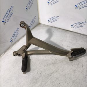 Soporte estribera lado izquierdo Aprilia Shiver 750 2009