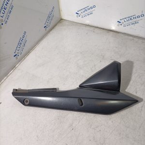 Tapa bajo asiento lado derecho Suzuki GSX 650 F 2008