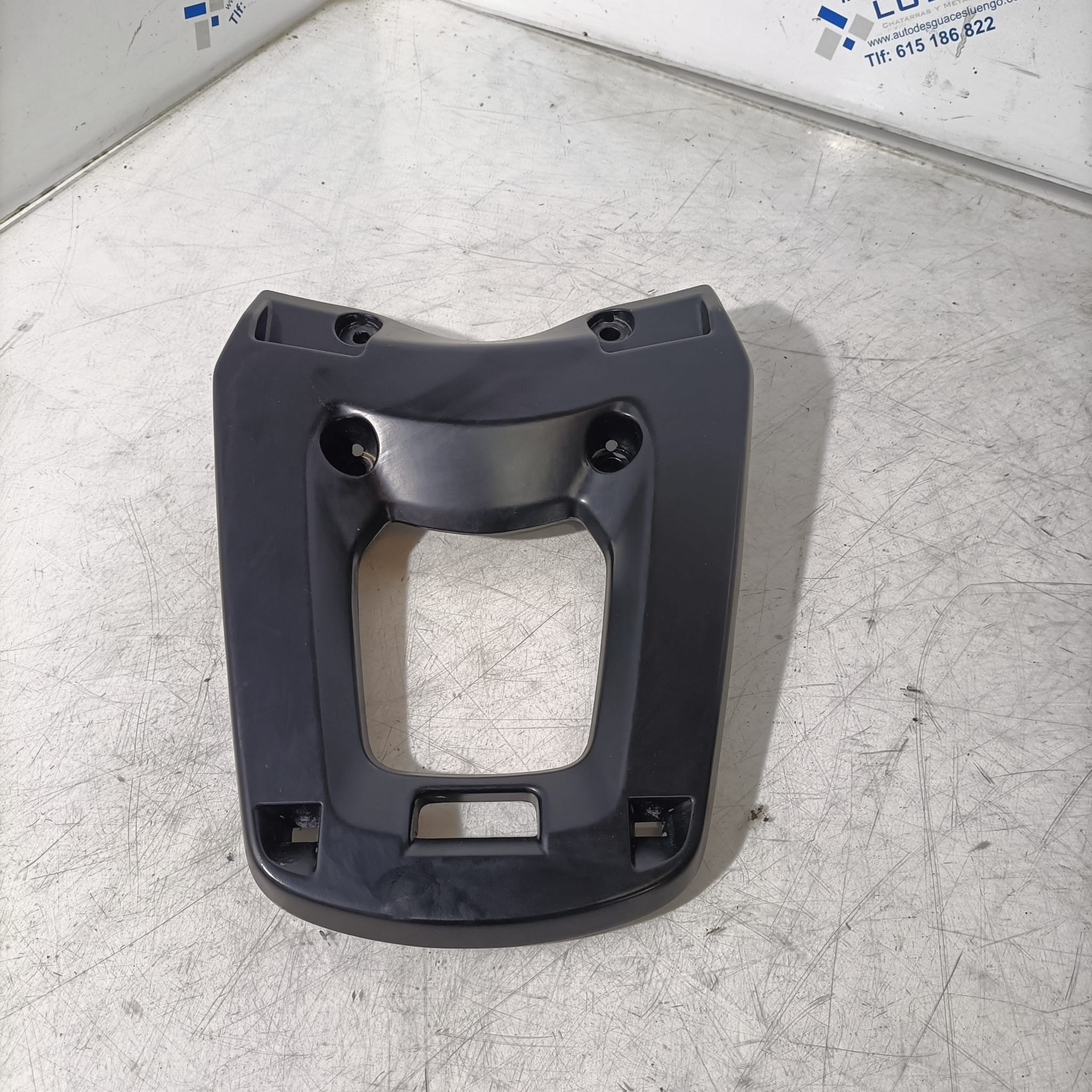 Asidero soporte top case Honda PCX 125 2025-2026