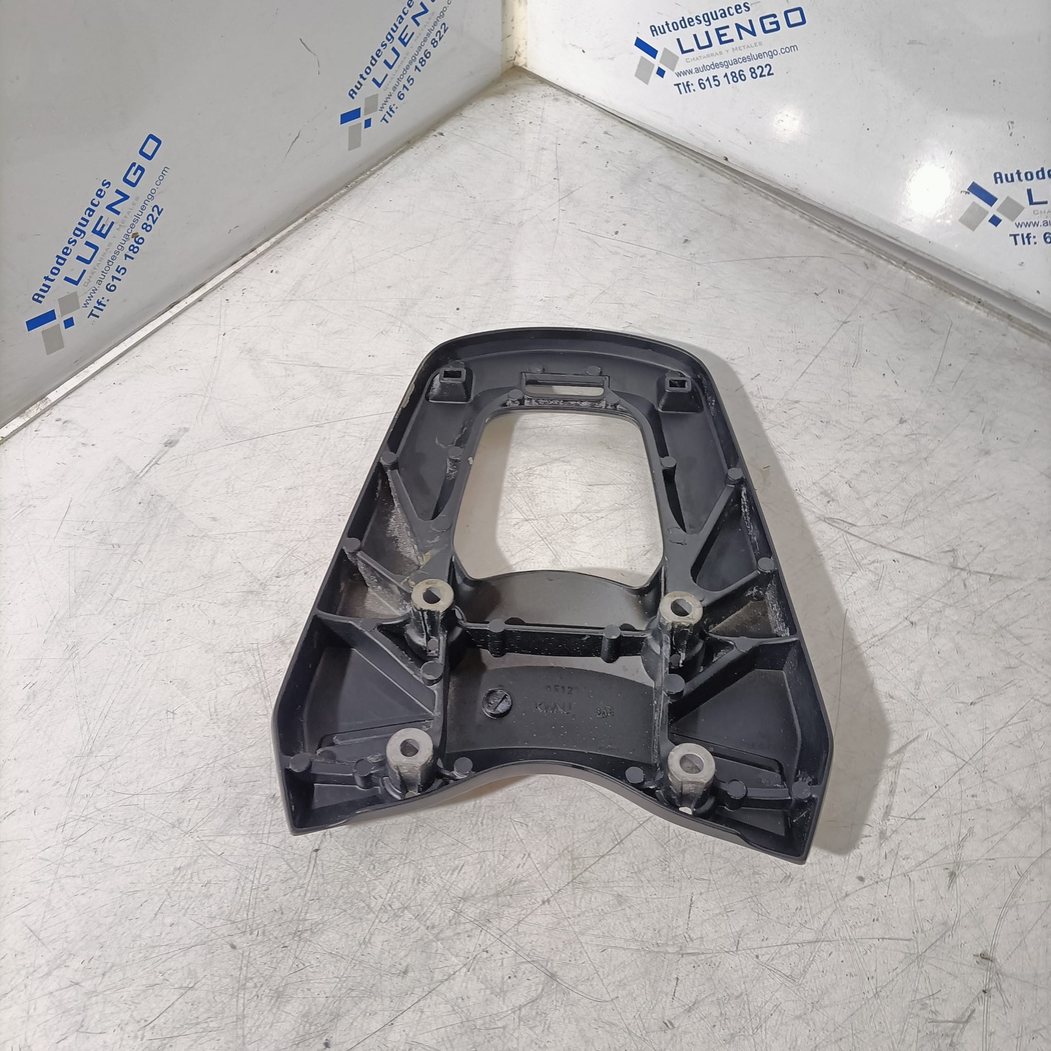 Asidero soporte top case Honda PCX 125 2025-2026 - Imagen 2