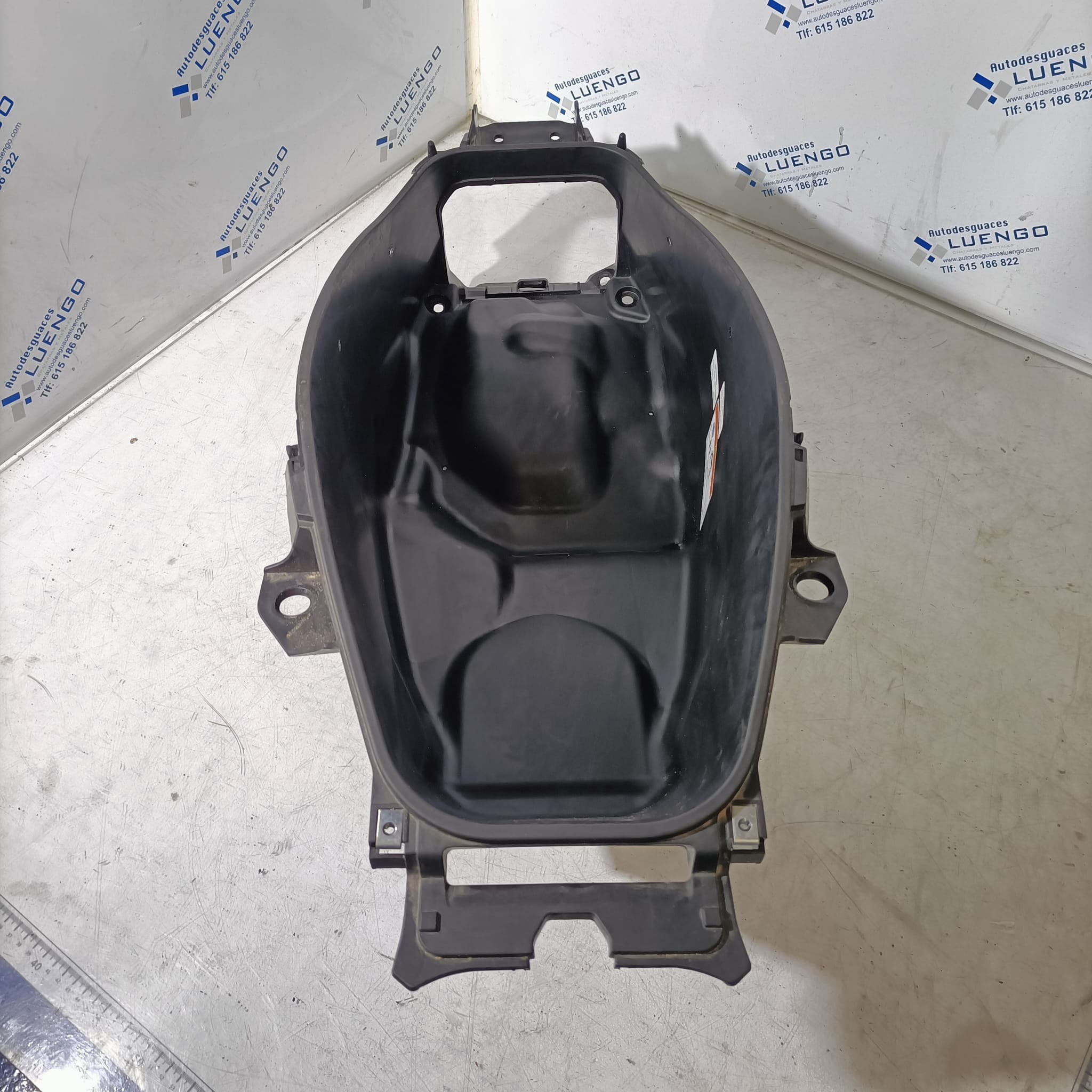 Baúl bajo asiento Honda PCX 125 2025-2026 - Imagen 2