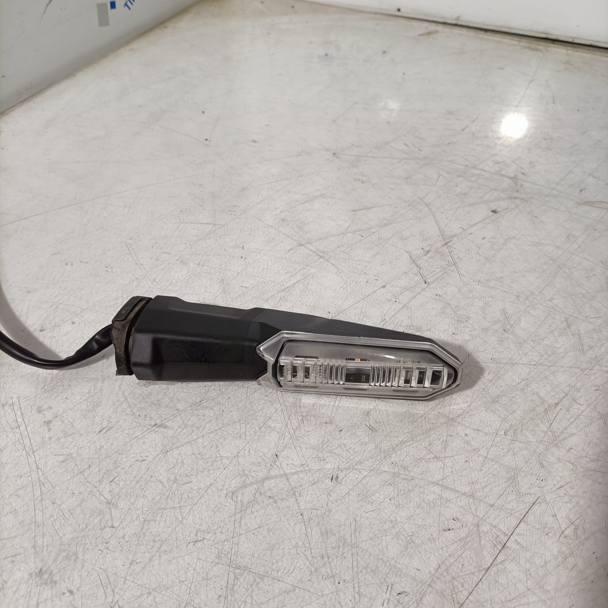 Intermitente trasero derecho Kawasaki Ninja 500 2024