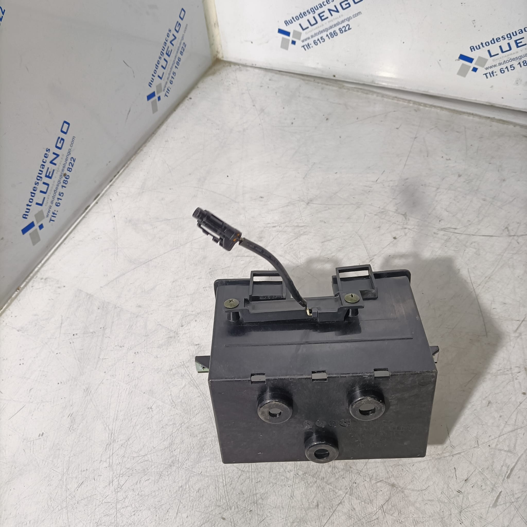 Caja batería Kymco DTX 360 125 2022 - Imagen 2