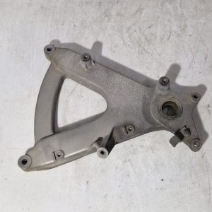 Triángulo soporte de escape Suzuki Burgman 400 2016