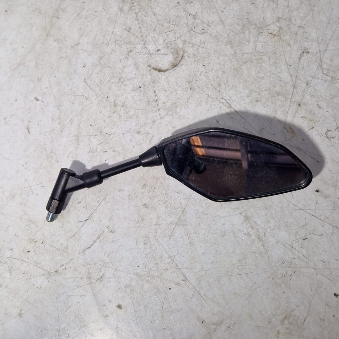 Espejo derecho Yamaha MT 07 2018