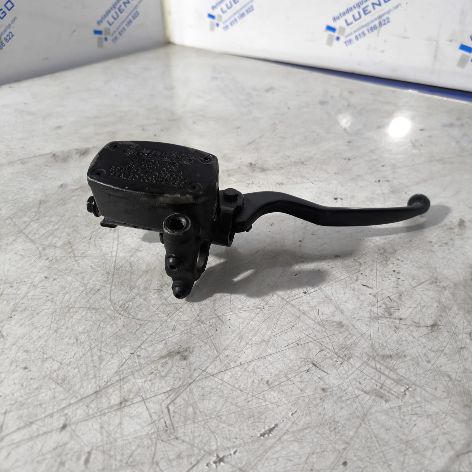 Bomba freno delantero Yamaha Xmax 400 2013 - Imagen 2