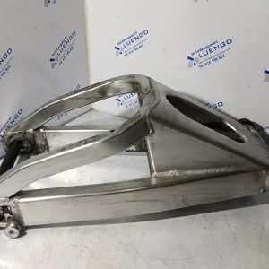 Basculante Yamaha R1 2002