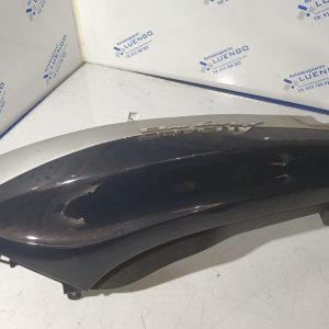 Tapa de lateral lado izquierdo Piaggio Beverly 300 2021