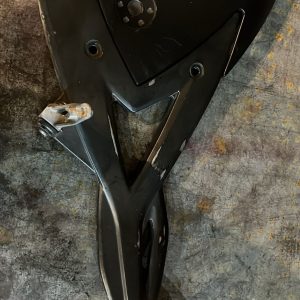 Soporte de estriberas lado izquierdo Kawasaki ER-6f 2008