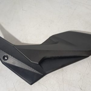 Bajo asiento lado derecho Honda CBR 500 R 2021