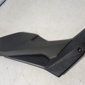 Bajo asiento lado izquierdo Honda CBR 500 R 2021