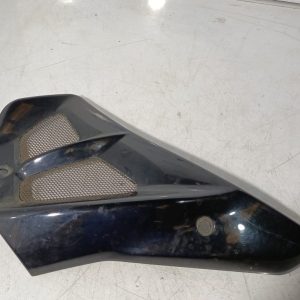 Tapa izquierda de depósito Suzuki Bandit 650 2006