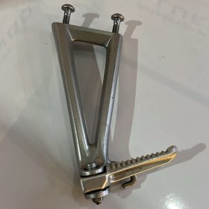 Estribera de pasajero lado izquierdo Yamaha R6 2007