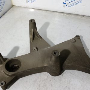 Triángulo soporte escape Kymco Xciting 500 2006-2007