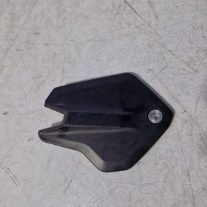 Tapa estribera izquierda BMW F900 R 2021