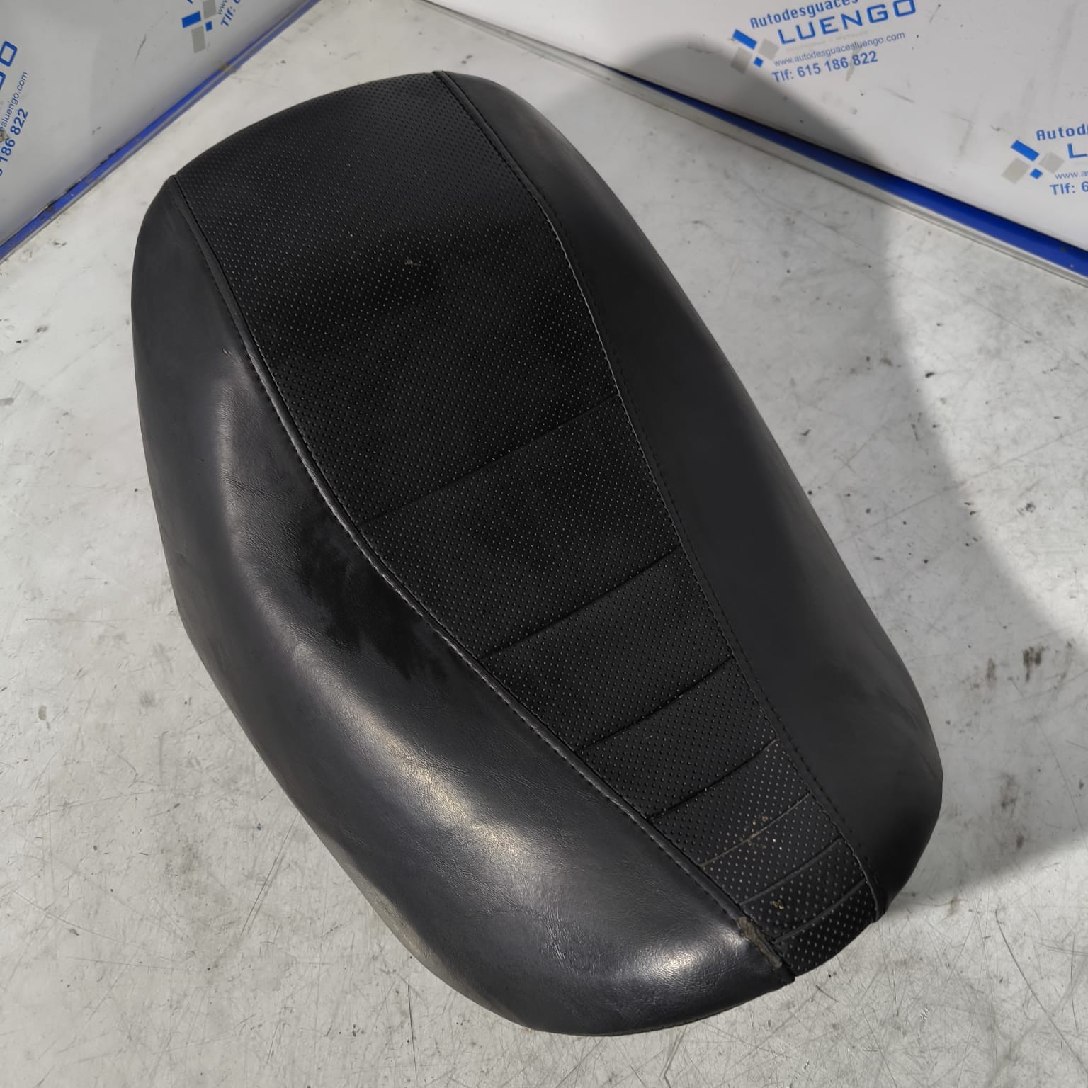 Asiento Harley Davidson V-Rod Street Rod 2005 - Imagen 2