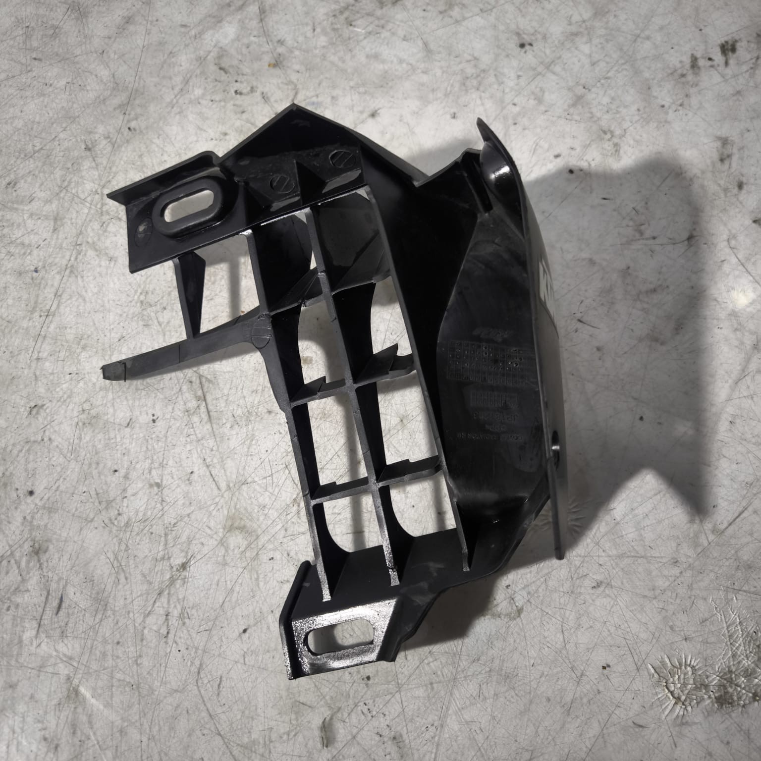 Cubre radiador derecho KTM 390 Duke 2021 - Imagen 3