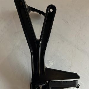 Estribera trasera lado izquierdo KTM RC 125 2016