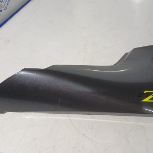 Tapa bajo asiento lado derecho Zontes ZTZ 125 2023