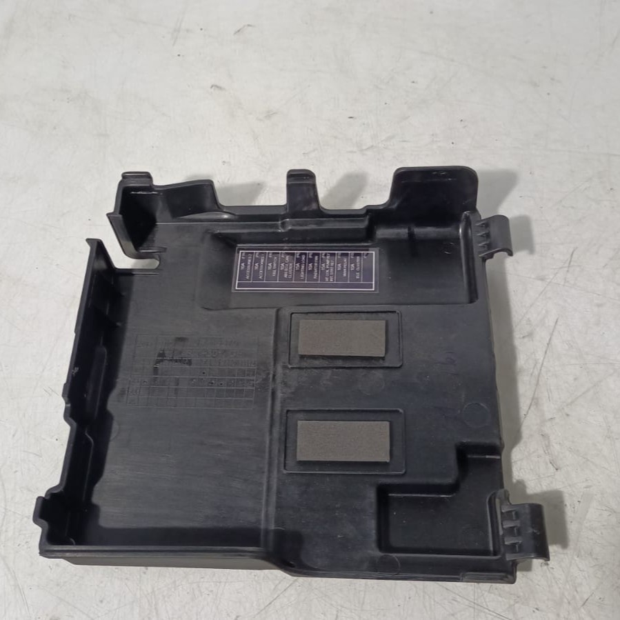Caja batería Husqvarna Svartpilen 125 2024 - Imagen 4