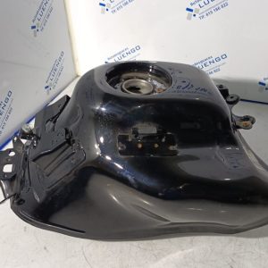 Depósito Husqvarna Svartpilen 125 2024